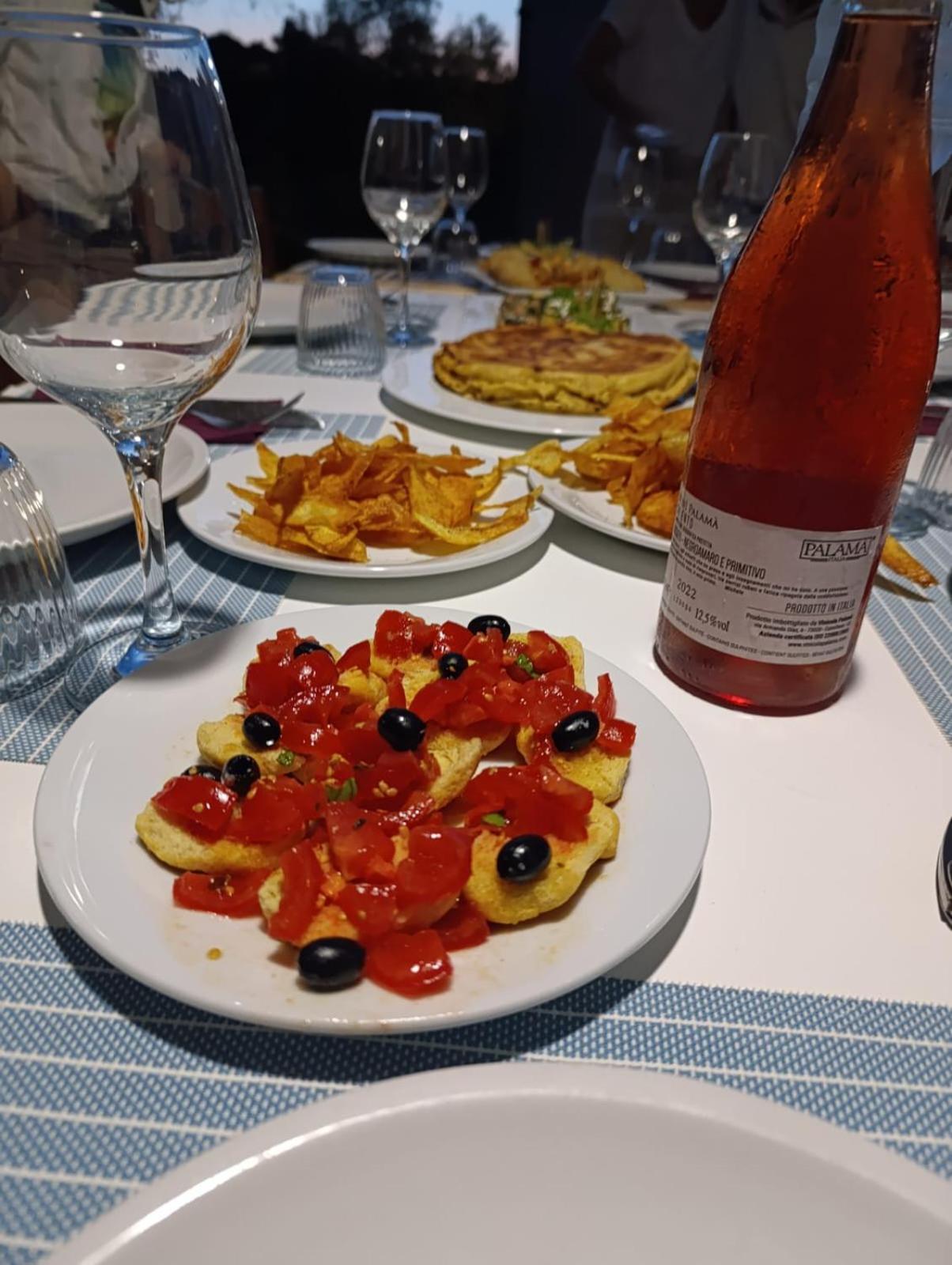 Tenuta Valle Dell Idro Otranto Con Piscina Casamassella Eksteriør billede